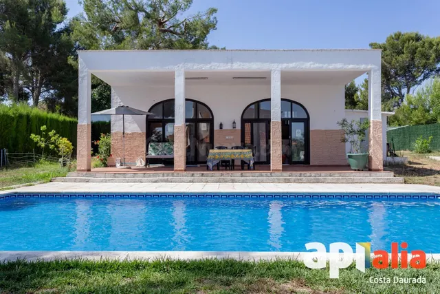 Espectacular chalet torre en Cap Salou. ¡Con piscina privada - foto 4