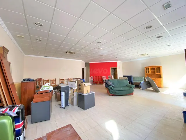 Se alquila local comercial - foto 3