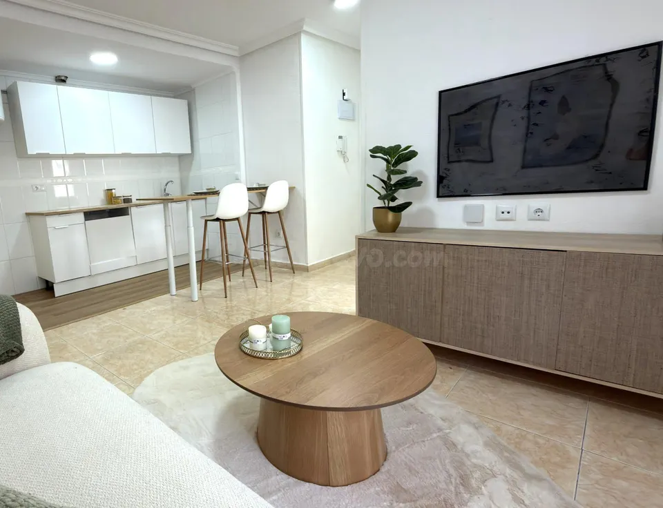 Apartmento reformado de 2 habitaciones en zona Curva de Palangre, Torrevieja