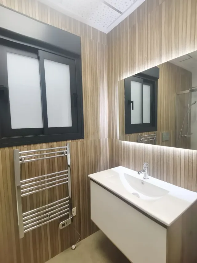 Apartamento 1 habitación 57m² en venta - Estacion de autobuses — 23