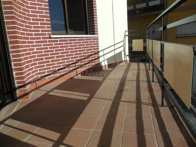 PISO REFORMADO PARA ESTUDIANTES — 4