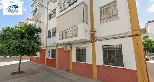 Venta de Piso en Sevilla — 2