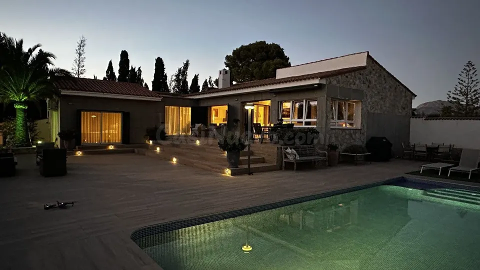 Villa 4 habitaciones 284m² en venta - Barranco Hondo