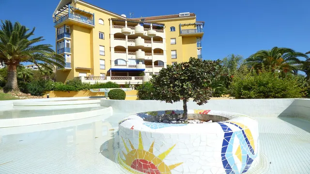 Apartamento 2 habitaciones 77m² en venta - Centro — 49