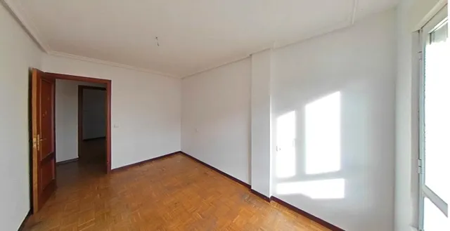 ESTUPENDO PISO EN TROBAJO DEL CAMINO — 7