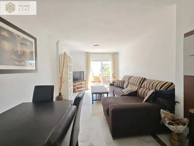 EXCLUSIVO APARTAMENTO CON VISTAS AL MAR Y MONTAÑA EN CASARES - foto 4