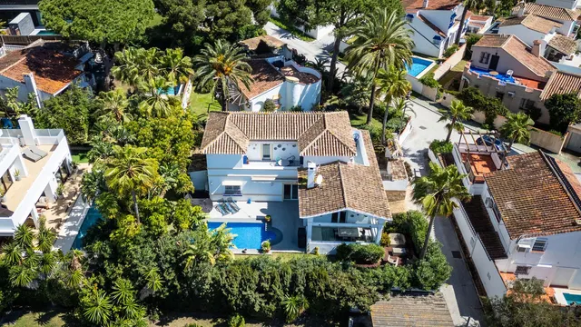 Chalet 3 habitaciones 346m² en venta - Marbella — 30