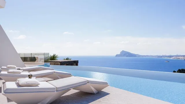 Nuevo proyecto de 4 villas de lujo de estilo moderno con vistas al mar y piscina privada. — 18