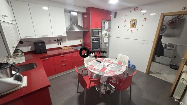 INMOBILIARIA TEJARES VENDE ESTUPENDO PISO (VPO) CON GARAJE Y - foto 3