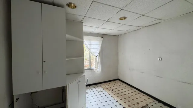 PRIMER PISO DE 146 M. ÚTILES EN LA ZONA MÁS CENTRICA DE TORRELAVEGA — 16