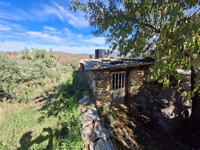 Se vende casa con parcela en Abrucena en pleno parque natural de sierra nevada — 34