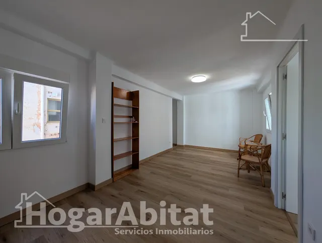 ¡REFORMADO! LUMINOSO Y EXTERIOR CON BALCÓN EN ALICANTE — 20