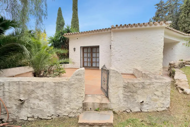 EXCEPCIONAL VILLA EN VENTA EN UN ENTORNO TROPICAL — 33