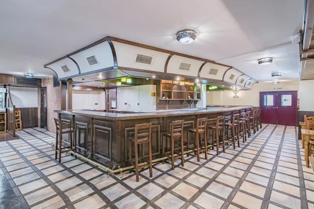 Se traspasa negocio de hosteleria en funcionamiento 12.000€ — 6