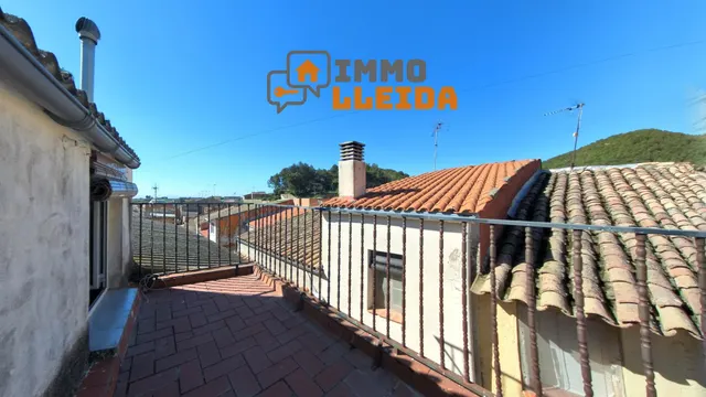 Encanto y amplitud en el corazón de Castelló de Farfanya — 35