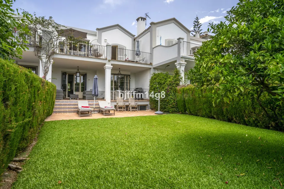 Adosado 3 habitaciones 385m² en venta - Marbella