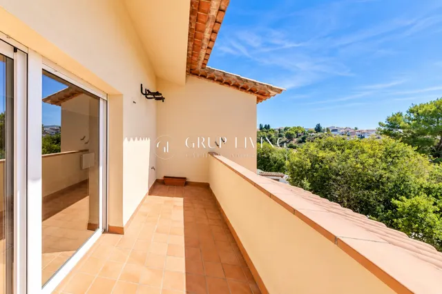 CASA PAREADA PARA DISFRUTAR DEL ESPACIO, TRANQUILIDAD Y CALIDAD DE VIDA EN SANT PERE DE RIBES — 29