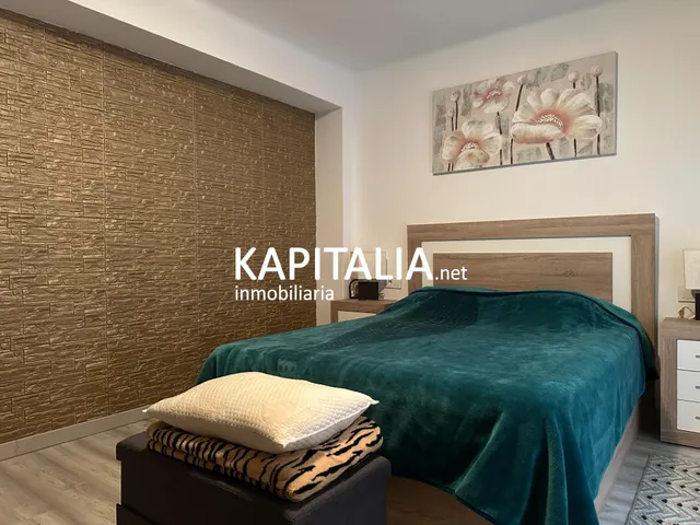 Piso en VENTA en el centro de Canals con ascensor, balcón y 3 habitaciones — 13