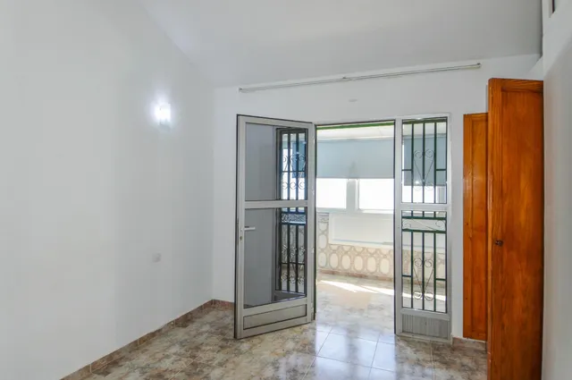 Dúplex con 3 dormitorios y vistas al mar en Loma Dos: Proyecto con alto potencial de reforma — 26