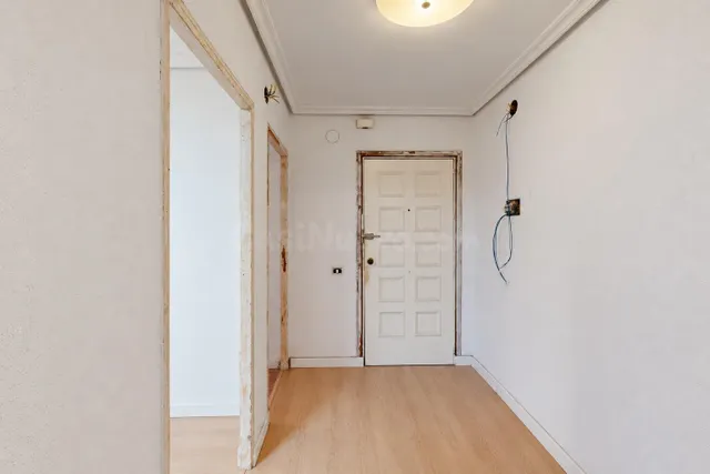 Piso exterior de 111 m2 con 4 dormitorios, garaje y trastero