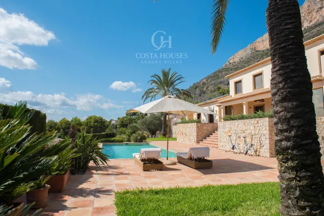 VILLA CENTURION · RESIDENCIA MEDITERRANEA DE LUJO EN MONTGO, - foto 3
