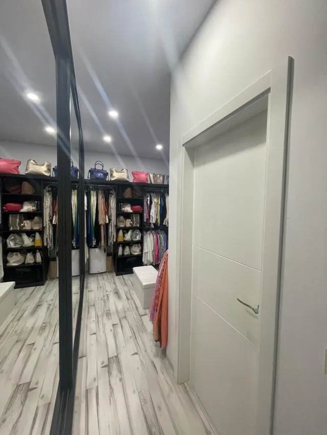 Exclusivo chalet con piscina, amplios jardines y excelentes prestaciones — 20