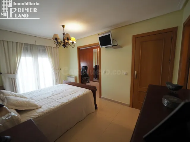 Amplio Adosado en Tomelloso - Ideal para Familias - foto 4