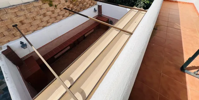 IMPECABLE CASA ADOSADA EN BENALMÁDENA PUEBLO CON VISTAS DESPEJADAS Y AL MAR DESDE LA PLANTA ALTA — 33