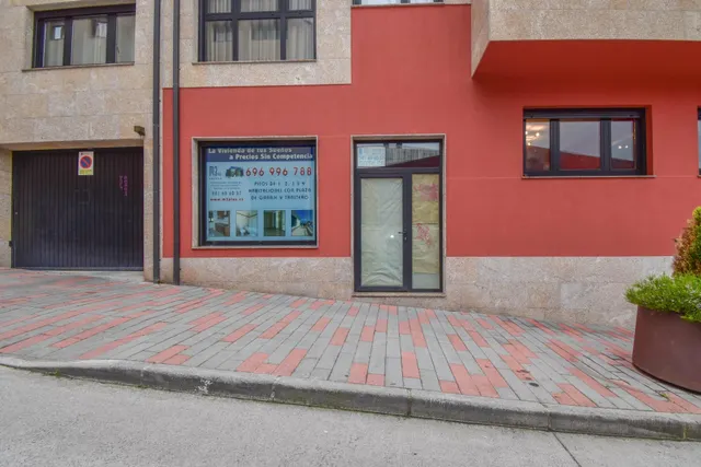 LOCAL COMERCIAL DE 105 METROS — 7