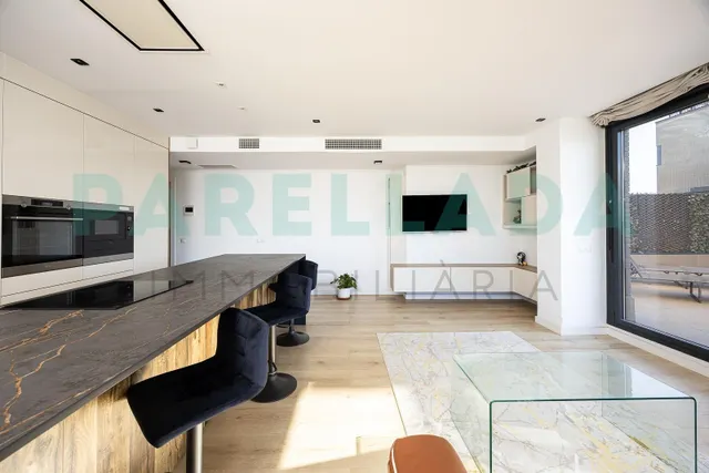 Precioso Ático de obra seminueva  con 2 plazas de aparcamiento y 2 trasteros incluidos — 3