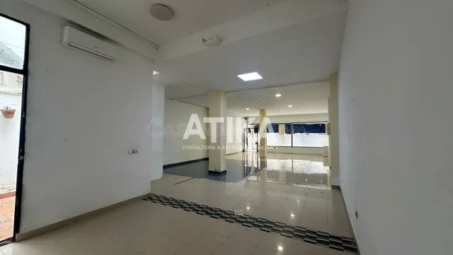 LOCAL COMERCIAL EN VENTA Y AQUILER EN ZONA DE ALTA VISIBILID - foto 5