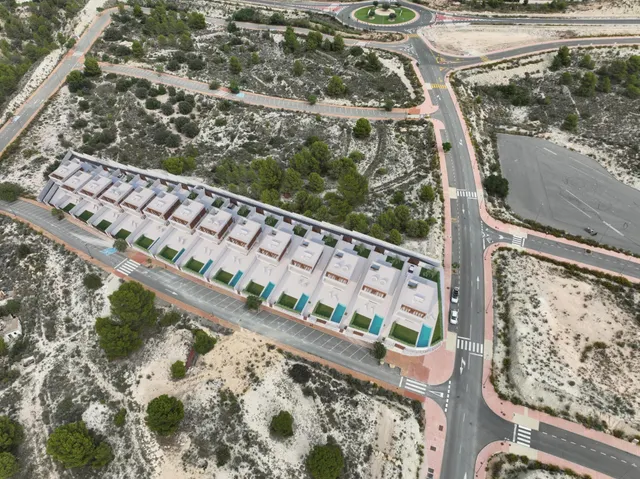 Chalet en venta con piscina privada en Finestrat — 14