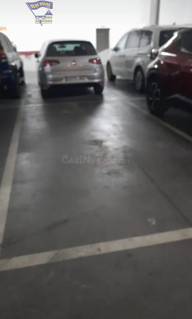 SE VENDE PLAZA DE GARAJE EN ZONA DEL PORTICHUELO