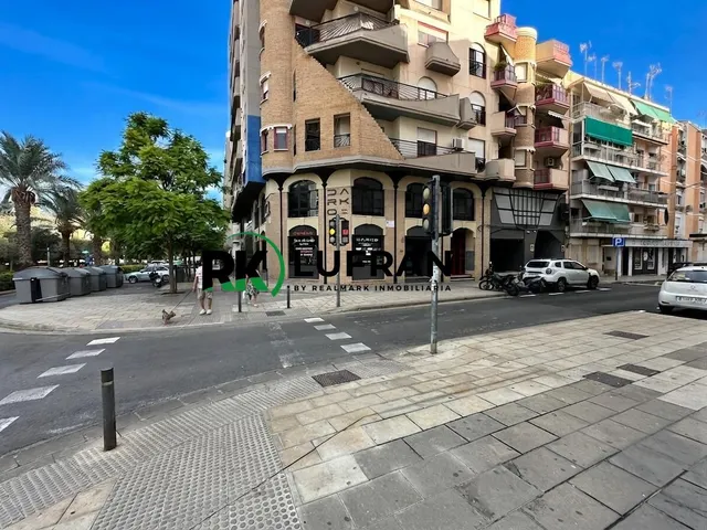 Piso a la venta en c/ san mateo - Alicante — 23