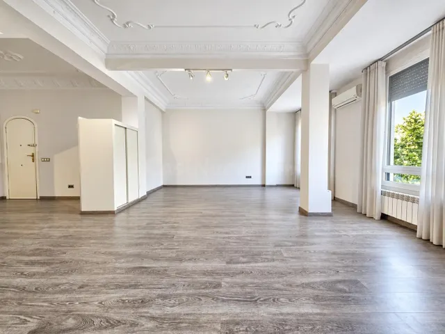 Piso 2 habitaciones 188m² en venta - Gran Vía - foto 3