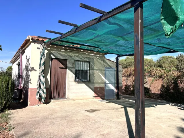 FINCA RUSTICA CON CASA EN MENGABRIL