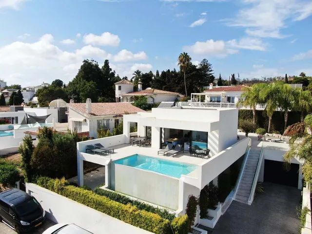 Chalet 5 habitaciones 252m² en venta - Riviera del sol - foto 2
