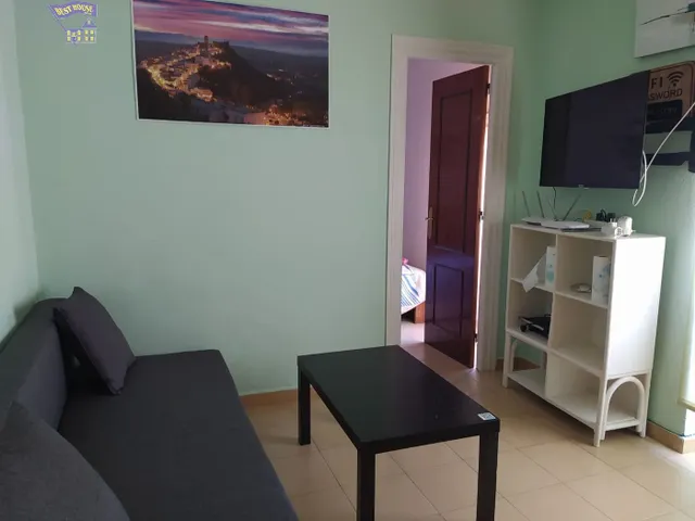 CASA INDEPENDIENTE EN CENTRO — 5