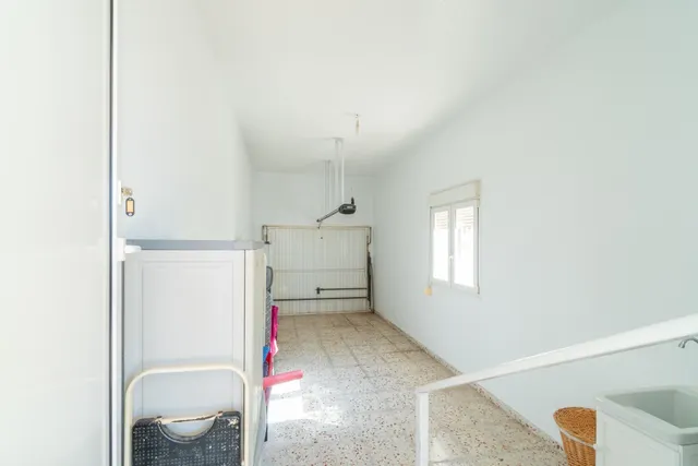 Maravillosa villa de una sola planta (aprox. 161 m2) con gran piscina privada. Cerca de colegios, del La Zenia Boulevard, ¡y a tan solo 15 minutos a pie de Playa Flamenca! — 47