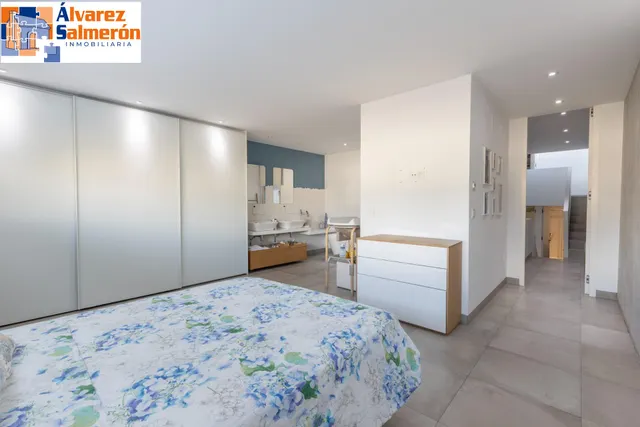 Exclusiva vivienda en zona Fórum — 28