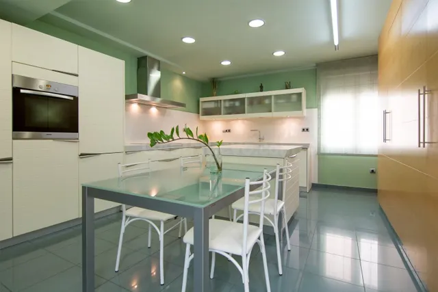 CASA EN EL EIXAMPLE DE FIGUERES - foto 4