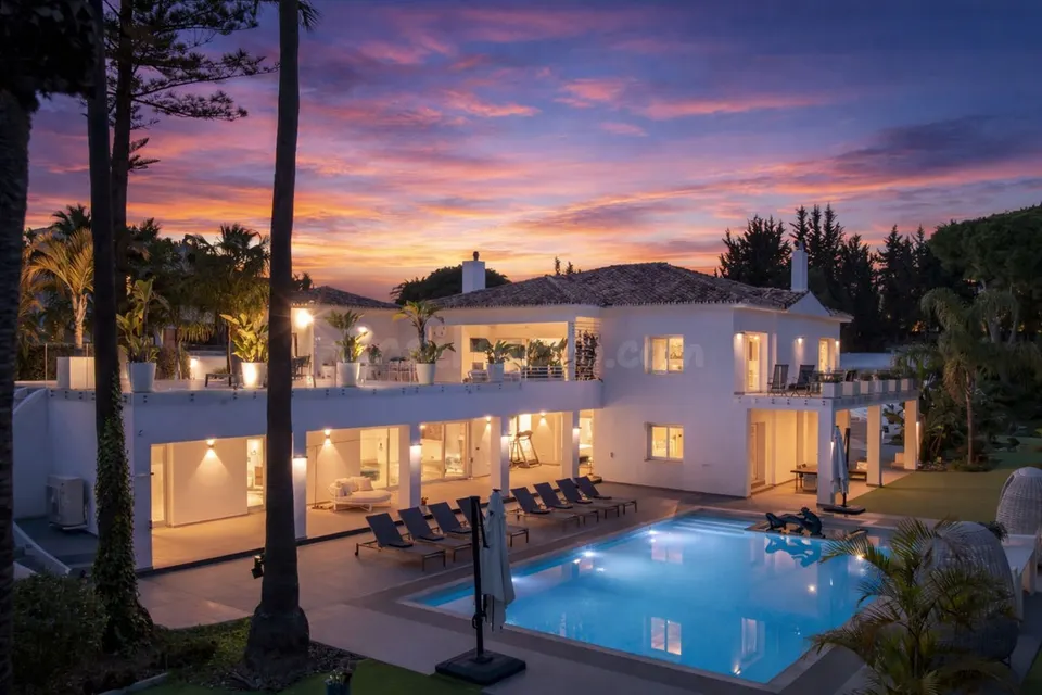 Chalet 6 habitaciones 750m² en venta - Costa Del Sol