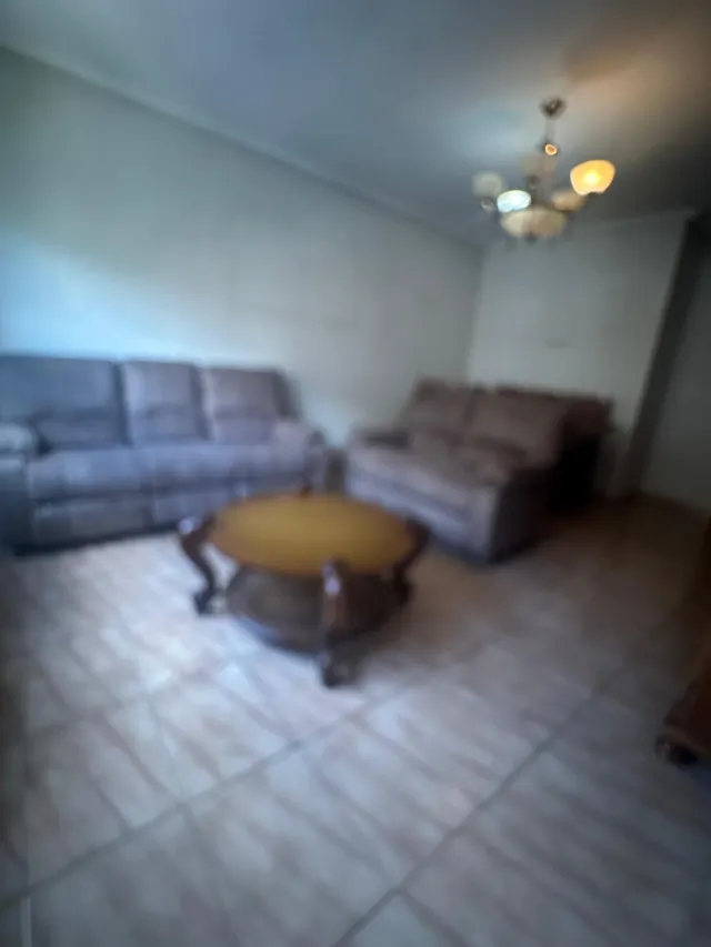 Venta: Amplio y Luminoso Piso en el Barrio de los Judíos. — 18