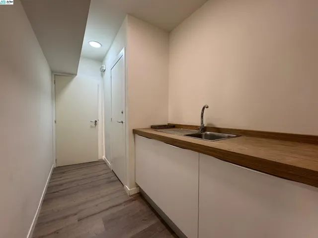 OFICINA EN C/ PARÍS JUNTO AV. DIAGONAL — 9