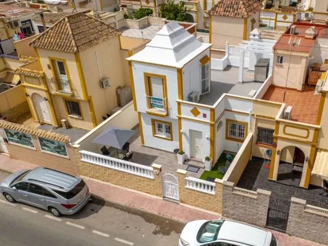 Casa 3 habitaciones en venta - Carrefour — 2