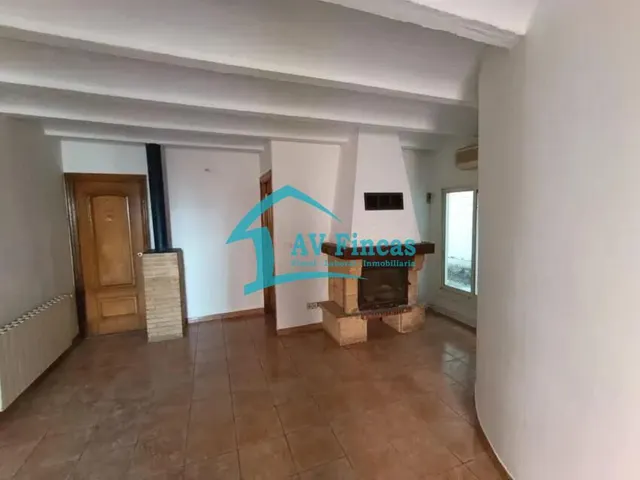Venta de Piso en Calle Riu Del Nº 6 Pallejà (Barcelona) — 3