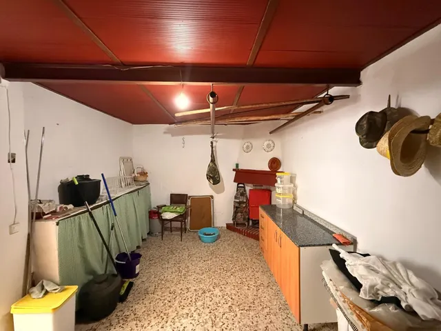 Casa de esquina de dos plantas en el Barrio de La Verbena – Villaviciosa de Córdoba — 21