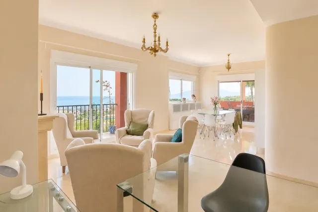 Espectacular casa en Pinares de San Antón, Málaga — 14