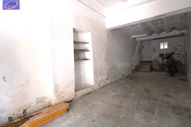 Oportunidad de inversión en Utiel: Local comercial para refo - foto 5