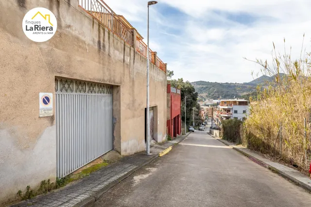 PARCELA EN URBANIZACION PROXIMA AL PUEBLO - foto 4